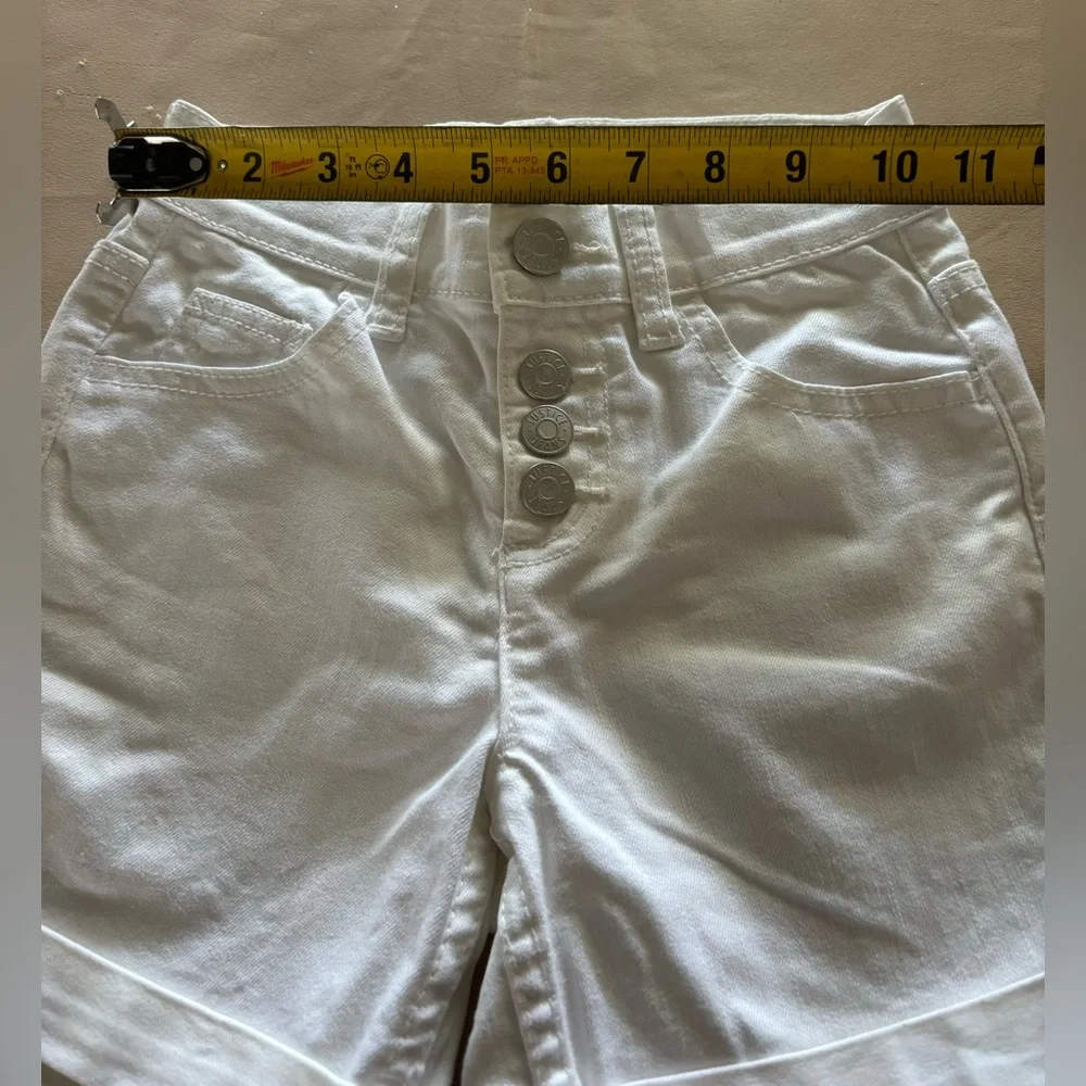 Justice White Denim Shorts Casual Summer‎ Style Size 10 Slim